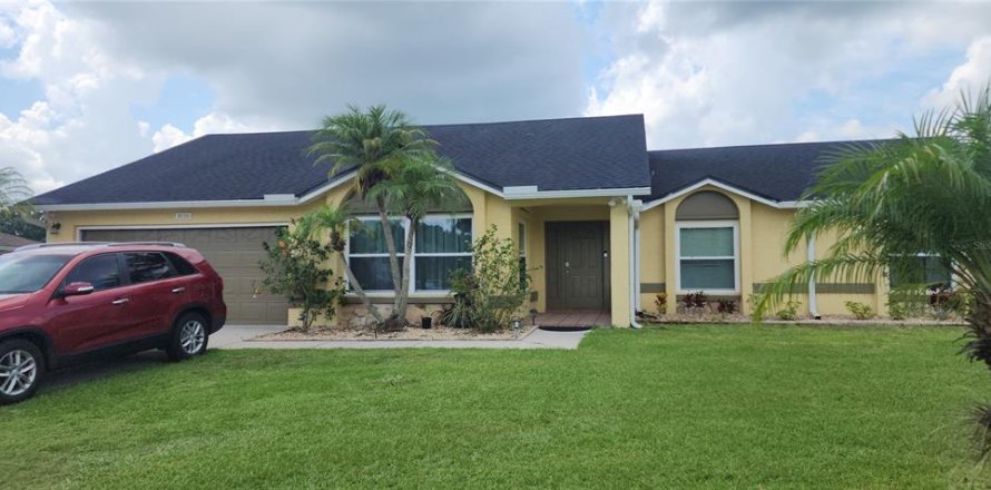House in Kissimmee, Florida 4 bedrooms, 163.97 sq.m. № 1757124