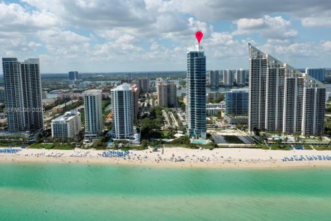 Condo à Sunny Isles Beach, Floride, 2 chambres  № 2019612