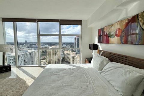 Снять в аренду кондоминиум в Халландейл-Бич, Флорида 1 спальня, 80.92м2, № 1958355 - фото 19