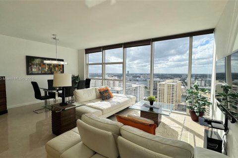 Снять в аренду кондоминиум в Халландейл-Бич, Флорида 1 спальня, 80.92м2, № 1958355 - фото 16