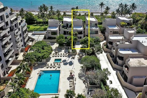 Copropriété à vendre à Key Biscayne, Floride: 4 chambres, 241.92 m2 № 2063526 - photo 1