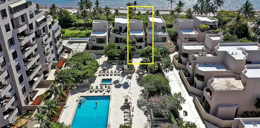 Condo à Key Biscayne, Floride, 4 chambres № 2063526