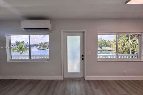 Copropriété à vendre à Hallandale Beach, Floride: 2 chambres, 80.82 m2 № 2043979 - photo 6