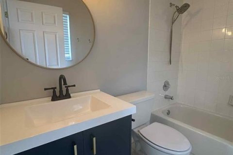 Townhouse in Palm Harbor, Florida 4 bedrooms, 293.57 sq.m. № 1915832 - photo 28
