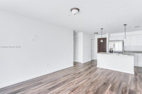 Townhouse in Homestead, Florida 3 bedrooms, 136.38 sq.m. № 1950285 - photo 16