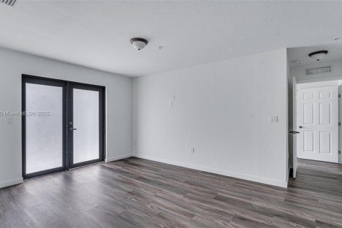 Townhouse in Homestead, Florida 3 bedrooms, 136.38 sq.m. № 1950285 - photo 21