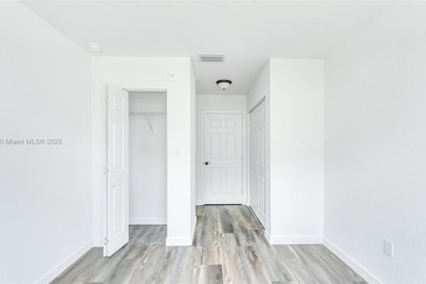 Townhouse in Homestead, Florida 3 bedrooms, 136.38 sq.m. № 1950285 - photo 9