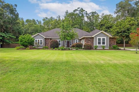 Villa ou maison à Newberry, Floride 4 chambres, 281.12 m2 № 2149373