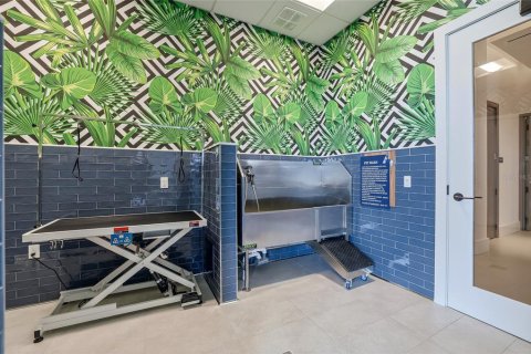Снять в аренду кондоминиум в Сент-Питерсберг, Флорида 3 комнаты, 177.54м2, № 2097769 - фото 11