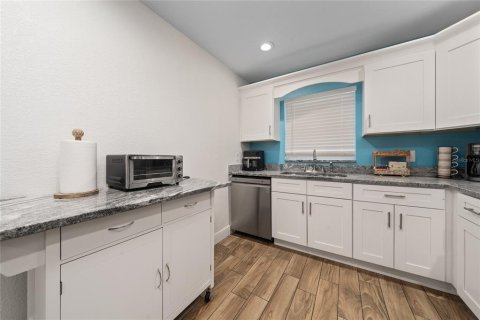 Casa en venta en Kissimmee, Florida, 3 dormitorios, 123.56 m2 № 2206291 - foto 10