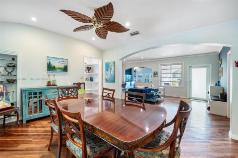 Casa en venta en Miami Beach, Florida, 4 dormitorios, 254.09 m2 № 1496659 - foto 10