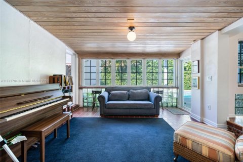 Casa en venta en Miami Beach, Florida, 4 dormitorios, 254.09 m2 № 1496659 - foto 13