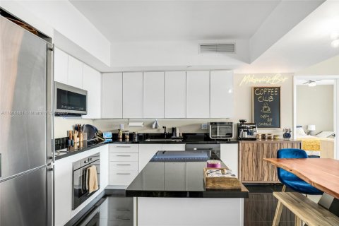 Condominio en venta en Miami, Florida, 2 dormitorios, 102.1 m2 № 1979362 - foto 6