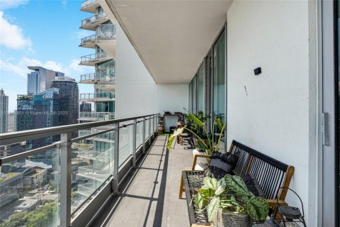 Condominio en venta en Miami, Florida, 2 dormitorios, 102.1 m2 № 1979362 - foto 18