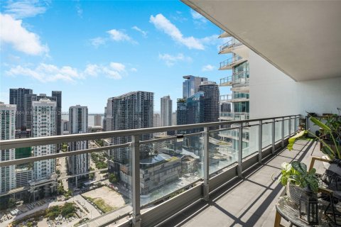 Condominio en venta en Miami, Florida, 2 dormitorios, 102.1 m2 № 1979362 - foto 17