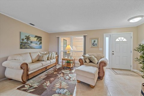 Condo in Sarasota, Florida, 2 bedrooms  № 2305890 - photo 6