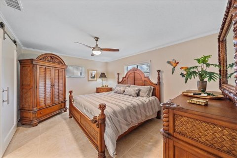 Condo in Sarasota, Florida, 2 bedrooms  № 2305890 - photo 23