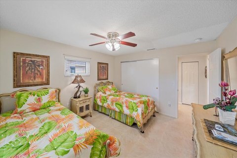 Condo in Sarasota, Florida, 2 bedrooms  № 2305890 - photo 28