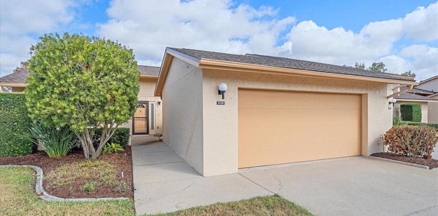 Condo in Sarasota, Florida, 2 bedrooms  № 2305890