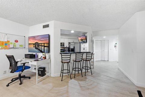 Condominio en alquiler en Plantation, Florida, 2 dormitorios, 96.06 m2 № 2045041 - foto 7