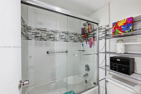 Condominio en alquiler en Plantation, Florida, 2 dormitorios, 96.06 m2 № 2045041 - foto 20