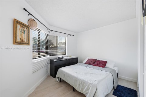 Condominio en alquiler en Plantation, Florida, 2 dormitorios, 96.06 m2 № 2045041 - foto 22