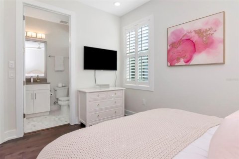 Adosado en venta en Saint Petersburg, Florida, 3 dormitorios, 250.84 m2 № 2215121 - foto 16