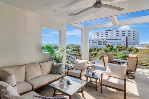 Adosado en venta en Saint Petersburg, Florida, 3 dormitorios, 250.84 m2 № 2215121 - foto 20