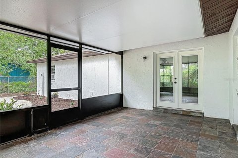 House in Edgewater, Florida 3 bedrooms, 144.93 sq.m. № 1768004 - photo 18