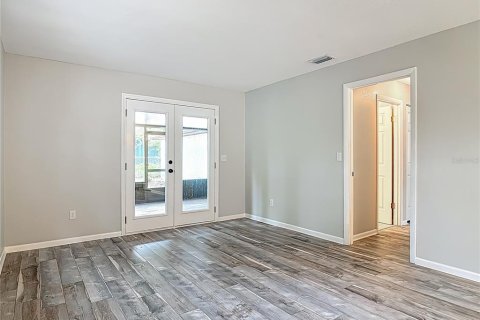 House in Edgewater, Florida 3 bedrooms, 144.93 sq.m. № 1768004 - photo 9