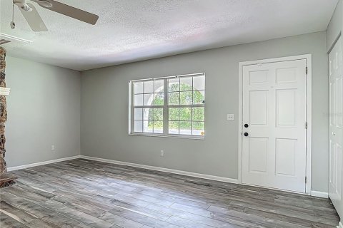 House in Edgewater, Florida 3 bedrooms, 144.93 sq.m. № 1768004 - photo 4