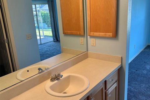 House in The Villages, Florida 2 bedrooms, 106.65 sq.m. № 2117409 - photo 13