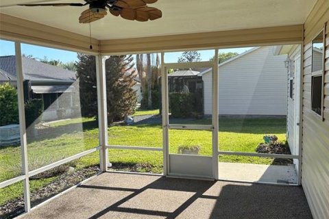 House in The Villages, Florida 2 bedrooms, 106.65 sq.m. № 2117409 - photo 19