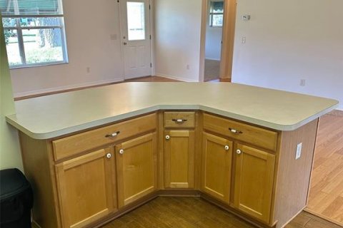 House in The Villages, Florida 2 bedrooms, 106.65 sq.m. № 2117409 - photo 9