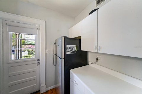 Casa en venta en Sarasota, Florida, 3 dormitorios, 124.95 m2 № 2118031 - foto 10