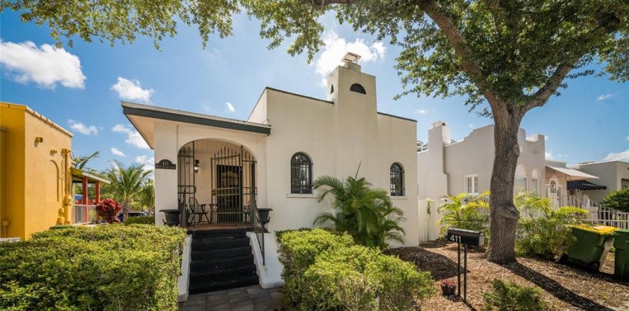 Casa en Sarasota, Florida 3 dormitorios, 124.95 m2 № 2118031