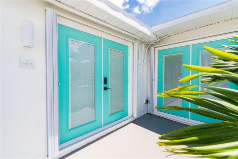 Propiedad comercial en venta en Cocoa Beach, Florida, 293.2 m2 № 1787514 - foto 22