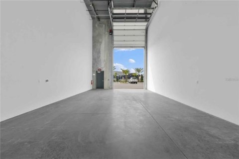 Immobilier commercial à vendre à Tampa, Floride: 85.84 m2 № 2419869 - photo 4