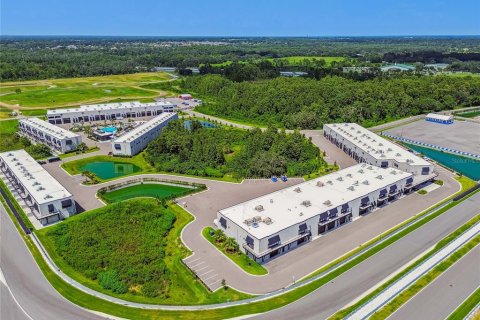 Immobilier commercial à vendre à Tampa, Floride: 85.84 m2 № 2419869 - photo 10