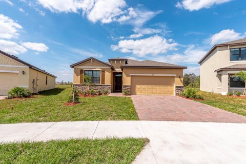 House in Palm Bay, Florida 4 bedrooms, 190.08 sq.m. № 2245444 - photo 4