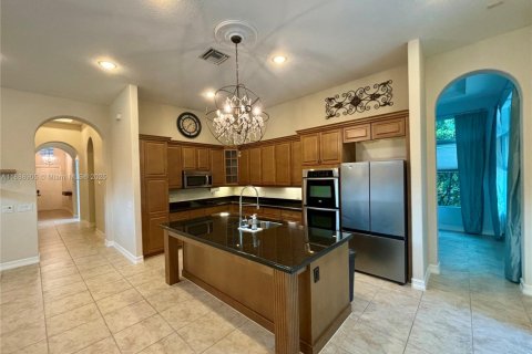Casa en alquiler en Parkland, Florida, 4 dormitorios, 225.38 m2 № 1941059 - foto 5
