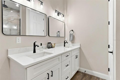House in Sumter, Florida 5 bedrooms, 286.88 sq.m. № 2393583 - photo 27