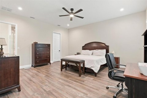 House in Sumter, Florida 5 bedrooms, 286.88 sq.m. № 2393583 - photo 25