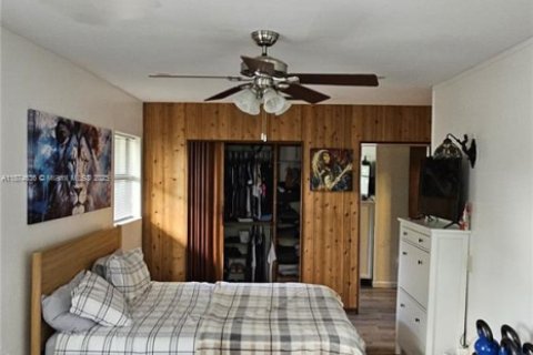 House in Fort Lauderdale, Florida 3 bedrooms, 100.15 sq.m. № 2013343 - photo 30