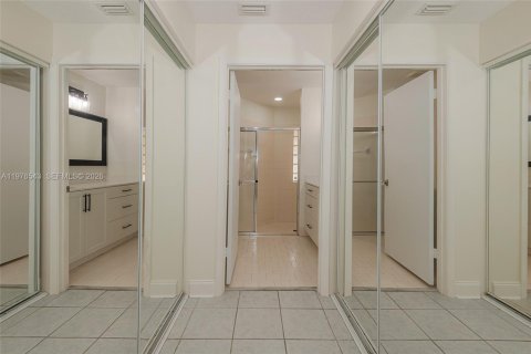 Townhouse in Pembroke Pines, Florida 3 bedrooms, 125.98 sq.m. № 2040503 - photo 18