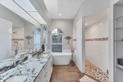 House in Sarasota, Florida 4 bedrooms, 285.77 sq.m. № 1822367 - photo 20