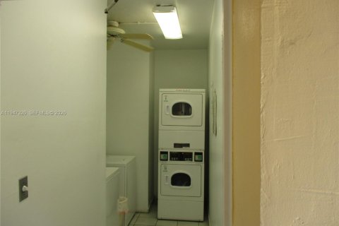 Снять в аренду кондоминиум в Майами-Бич, Флорида 34.37м2, № 2003159 - фото 7