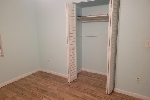 Appartement à louer à Lantana, Floride: 2 chambres, 72.93 m2 № 2280821 - photo 11