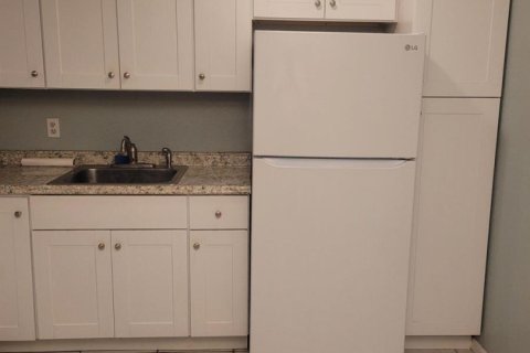 Appartement à louer à Lantana, Floride: 2 chambres, 72.93 m2 № 2280821 - photo 2