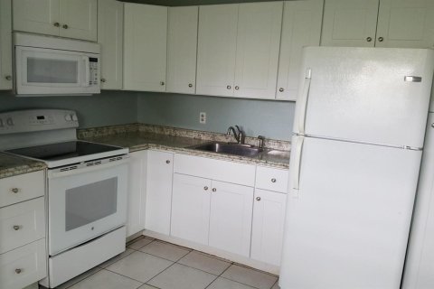 Appartement à Lantana, Floride 2 chambres, 72.93 m2 № 2280821